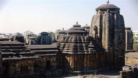Lingaraja Temple Is A Holy Place For The Ardent Devotees Of Lord Shiva