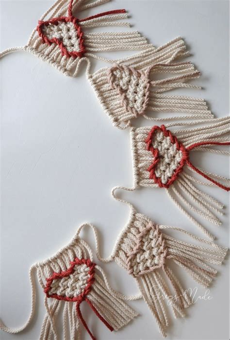 Rezultat imagine pentru Macrame Heart Pattern