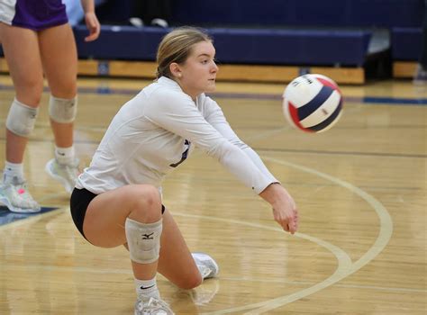 Girls volleyball: Lyons gets revenge on Downers Grove North, wins ...