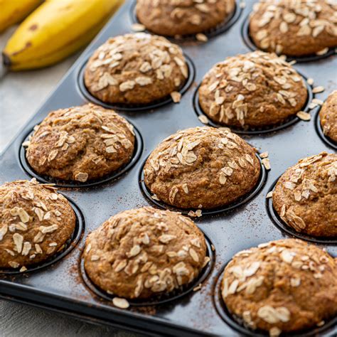 Healthy Banana Oatmeal Muffins | Gimme Delicious
