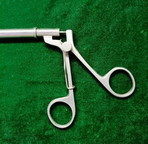 Laparoscopic Instruments - 5 Prongs Fan Retractor Manufacturer from Mumbai
