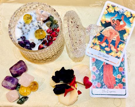 Money Magnet 💰| Citrine & Jade Candle – Nuryrah