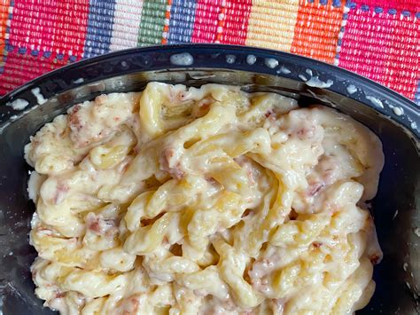 Review: Devour White Cheddar Mac and Cheese with Bacon - Mac and Cheese ...