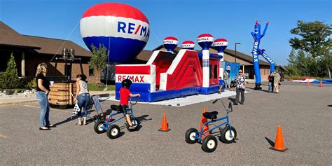 RE/MAX 1st Realty hosts fundraiser for Children’s Miracle Network