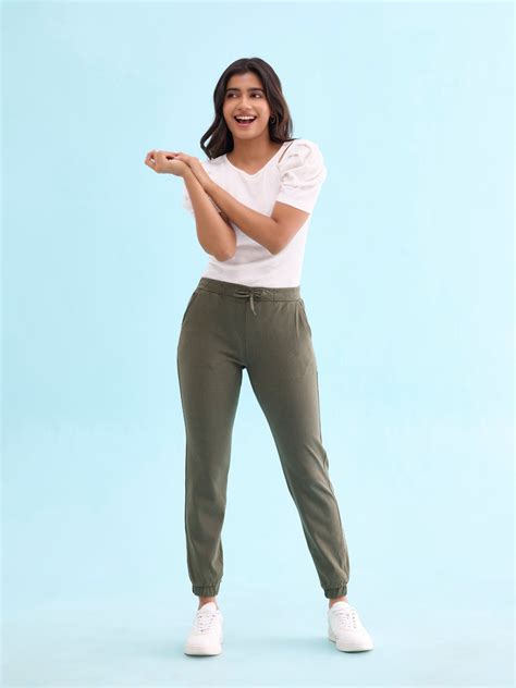 Women Solid Cotton Olive Green Cuffed Joggers