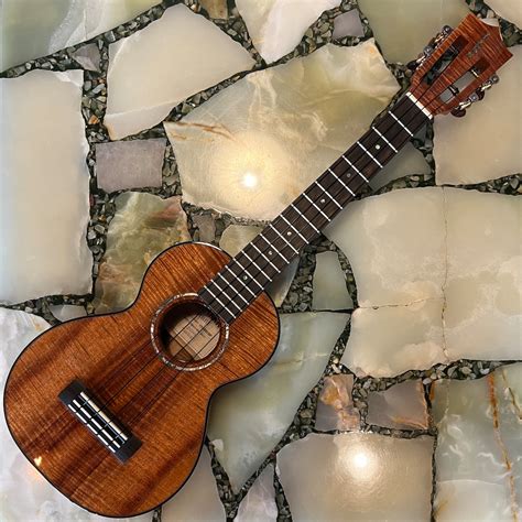 新品 調整後発送 KAMAKA コンサートロングネックウクレレ HF-2 LI Ab Select | UKULELE DARUMA