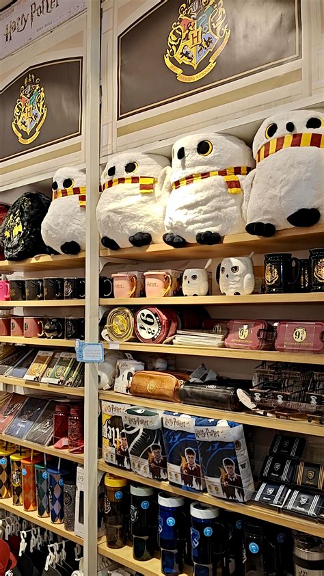 Harry Potter | Harry potter merch, Harry potter aesthetic, Harry potter ...