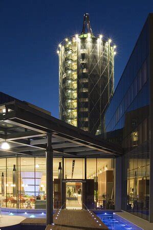 UNAHOTELS T HOTEL CAGLIARI - Hotel Reviews, Photos, Rate Comparison ...