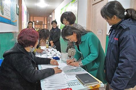 傅山村组织开展“主题党日+提升群众满意度”志愿服务活动