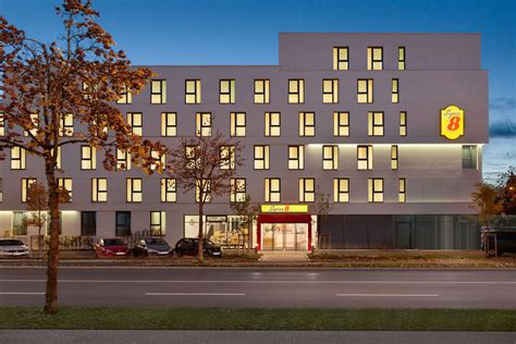 Super 8 by Wyndham Augsburg | Augsburg, DE Hotels