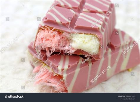 Trendy Pink Angel Hair Chocolate Bar Stock Photo 2604379285 | Shutterstock