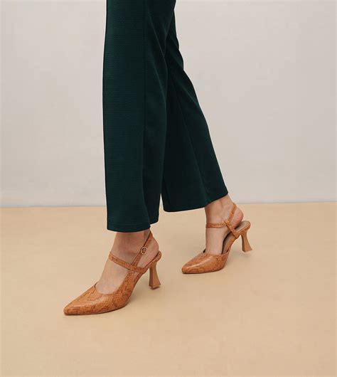 Tan Snake Print Slingback Pumps – Pointed Toe, 3″ Heel – PairieTales