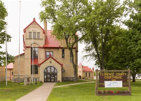 Florence County Courthouse (Florence, Wisconsin) | Stock Photos