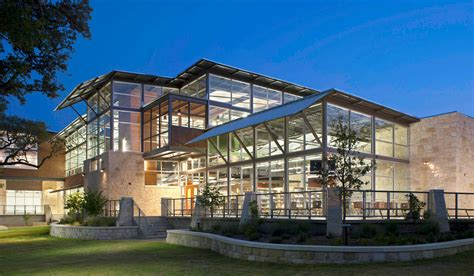 Patrick Heath Public Library - LPA