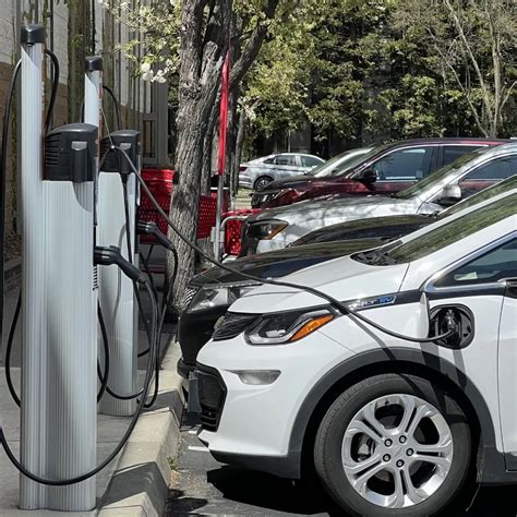 EVsROAD - Electric Vehicles Road - News, Reviews and Feature