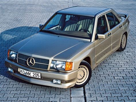 Zender Mercedes-Benz 190E (W201) | Biler