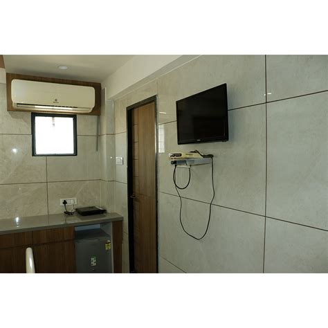 Dr. Vinod Gautam - Chipper Price For Spine Operation Doctor, Spine ...