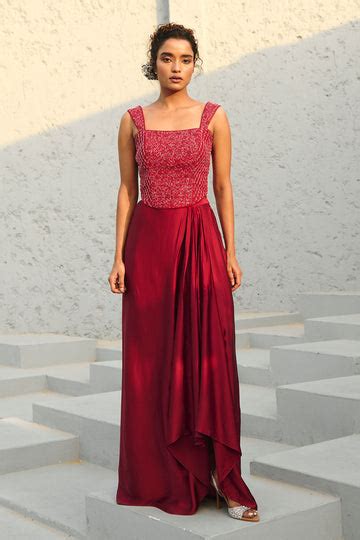 Stardust – Chamee and Palak official