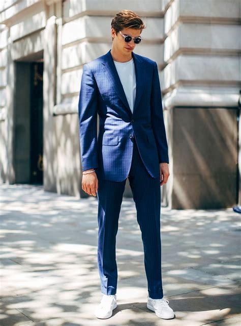 Dress Suits for Men 的图像结果