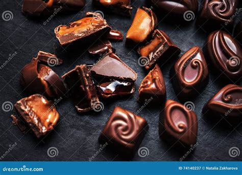 Chocolate Candy Sweet Wallpaper- Sweet Food Collection. Dark Chocolate ...