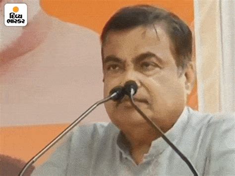 Nitin Gadkari suddenly fainted while addressing a gathering in Yavatmal