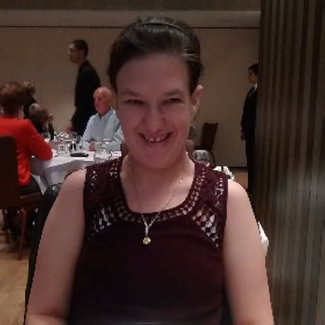 Disney The Lion King: 5 in 1 Colouring : Walt Disney: Amazon.in: Books