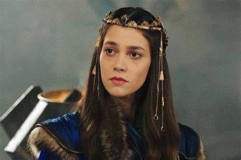 glumica Ecem Sena Bayir - Najbolje Turske serije sa prevodom