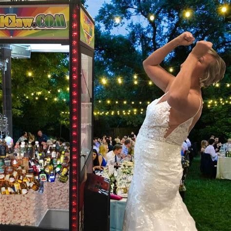 Cocktail Claw Machine 的图像结果