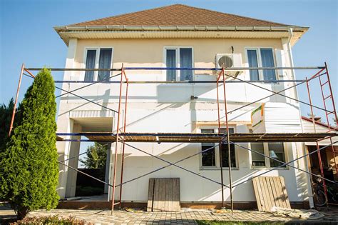 Do You Need Scaffolding To Paint Outside Your House?