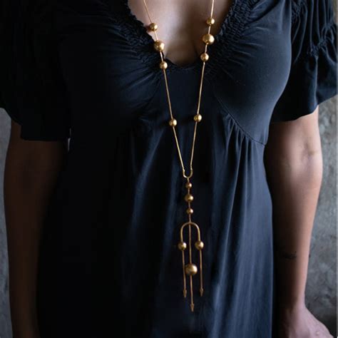 DECO Gold Trio Lariat – Baka