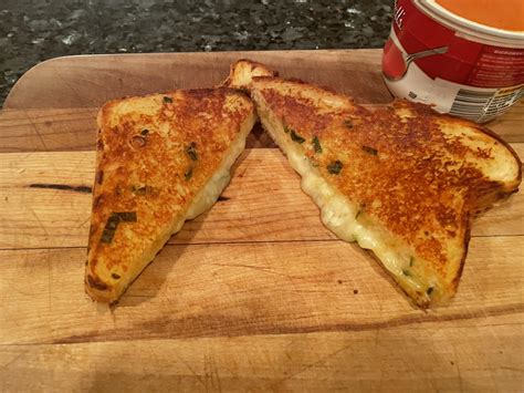 lobster mac and cheese and brie : r/grilledcheese