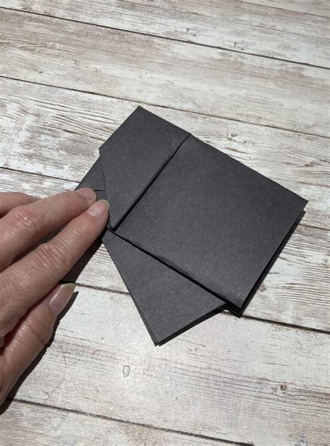 Bat Paper Airplane Tutorial 的图像结果