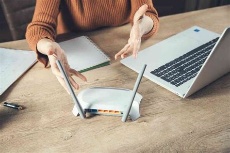 Frontier Internet Keeps Dropping Signal 的图像结果