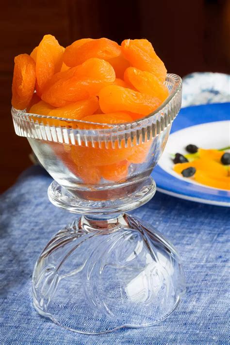 Must-have Protein-rich fruits for growing kids