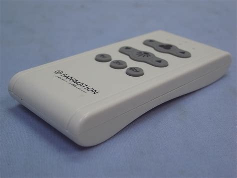 Fanimation Ceiling Fan Remote Control 的图像结果