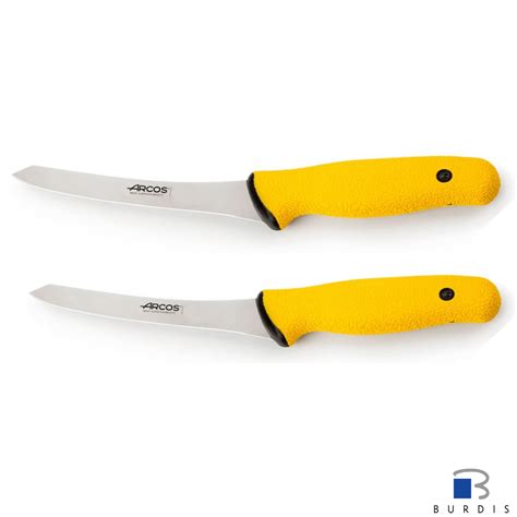 Curved boning knife with bevelled blade