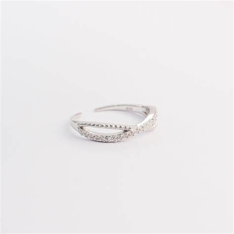 Infinity Ring – Sterlyn