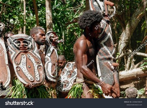 Vanuatu People 的图像结果