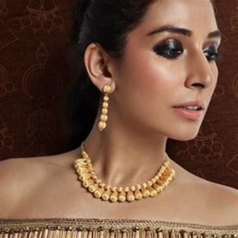 CaratLane to expand its offline presence, aims to double turnover in ...