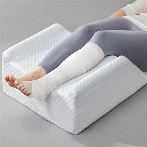 Amazon.com: HUEIFY Leg Elevation Pillow for Blood Circulation After Surgery Swelling, Wedge ...