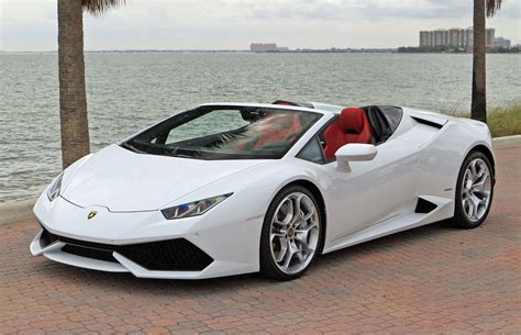 First Drive: 2016 Lamborghini Huracán LP 610-4 Spyder | Driving