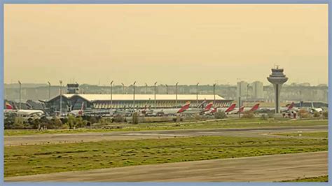 Airport Jobs: Job opportunity in airport for 10th-12th pass youth ...