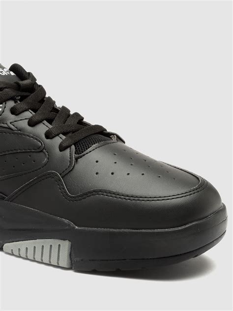 Sneakers – MICRO INDUSTRIAL CORPORATION