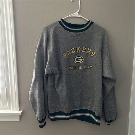 Green Bay Packers sweater Fits a size medium-large... - Depop