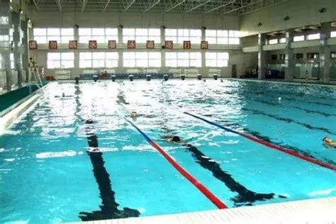 实测南京6大游泳池，水质干净又安全的是……__凤凰网
