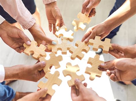 Team Building Simple Activity 的图像结果