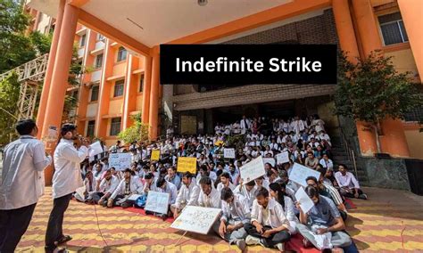 7000 Telangana Junior doctors on strike demanding timely stipend ...