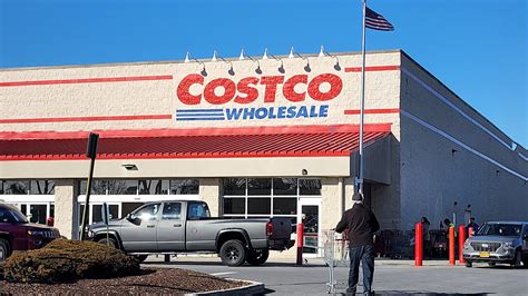 Costco shopper forced to leave $200 cart after employee 'ripped' it ...