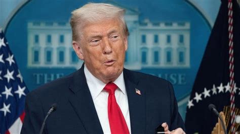 'No kings' sign in Davos ahead of Trump's World Economic Forum speech ...