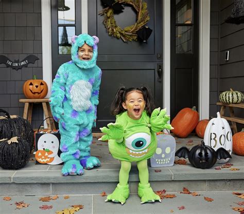 Best Halloween Costumes For Sisters at Buddy Franzen blog